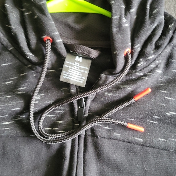 Pro Player Zip-Up size Medium - Picture 4 of 4